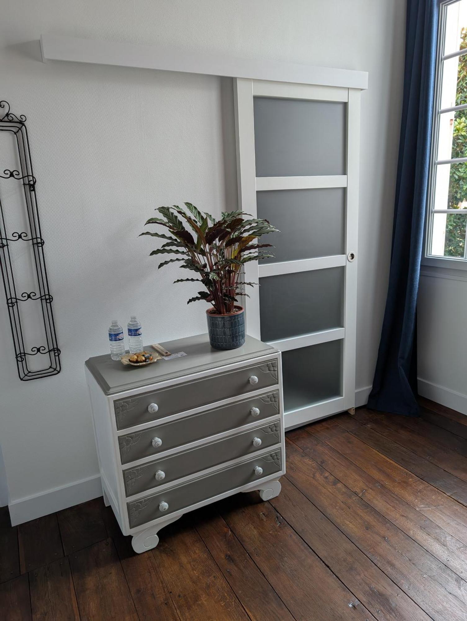 앙굴렘 Au Logis De Vechillot B&B 외부 사진